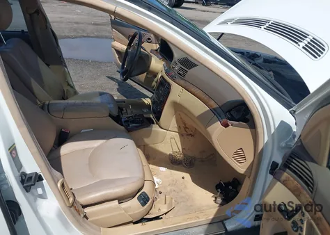 2000 Mercedes-Benz S 500 из США, поврежденный, VIN WDBNG75J4YA110212